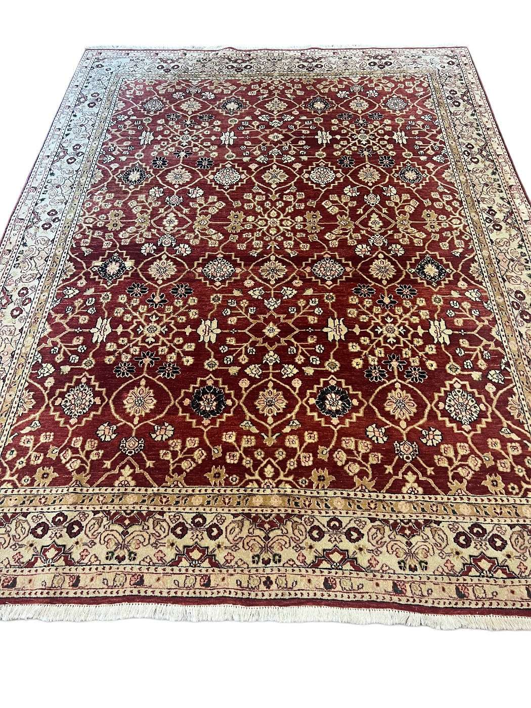 Burgundy Traditional Wool Rug – 8’0” x 10’9”