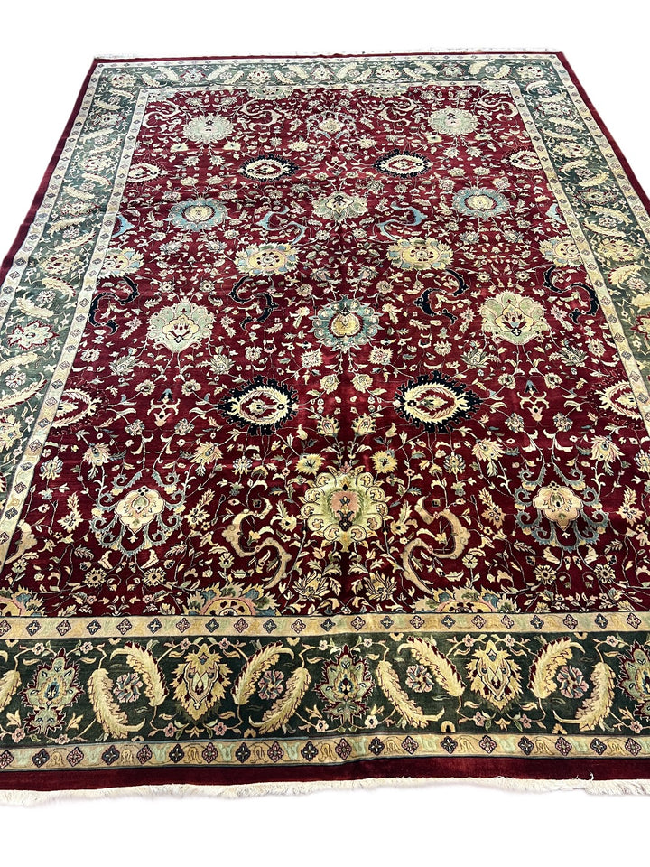 Burgundy Estate Traditional Wool Rug – 9’6” x 13’10”