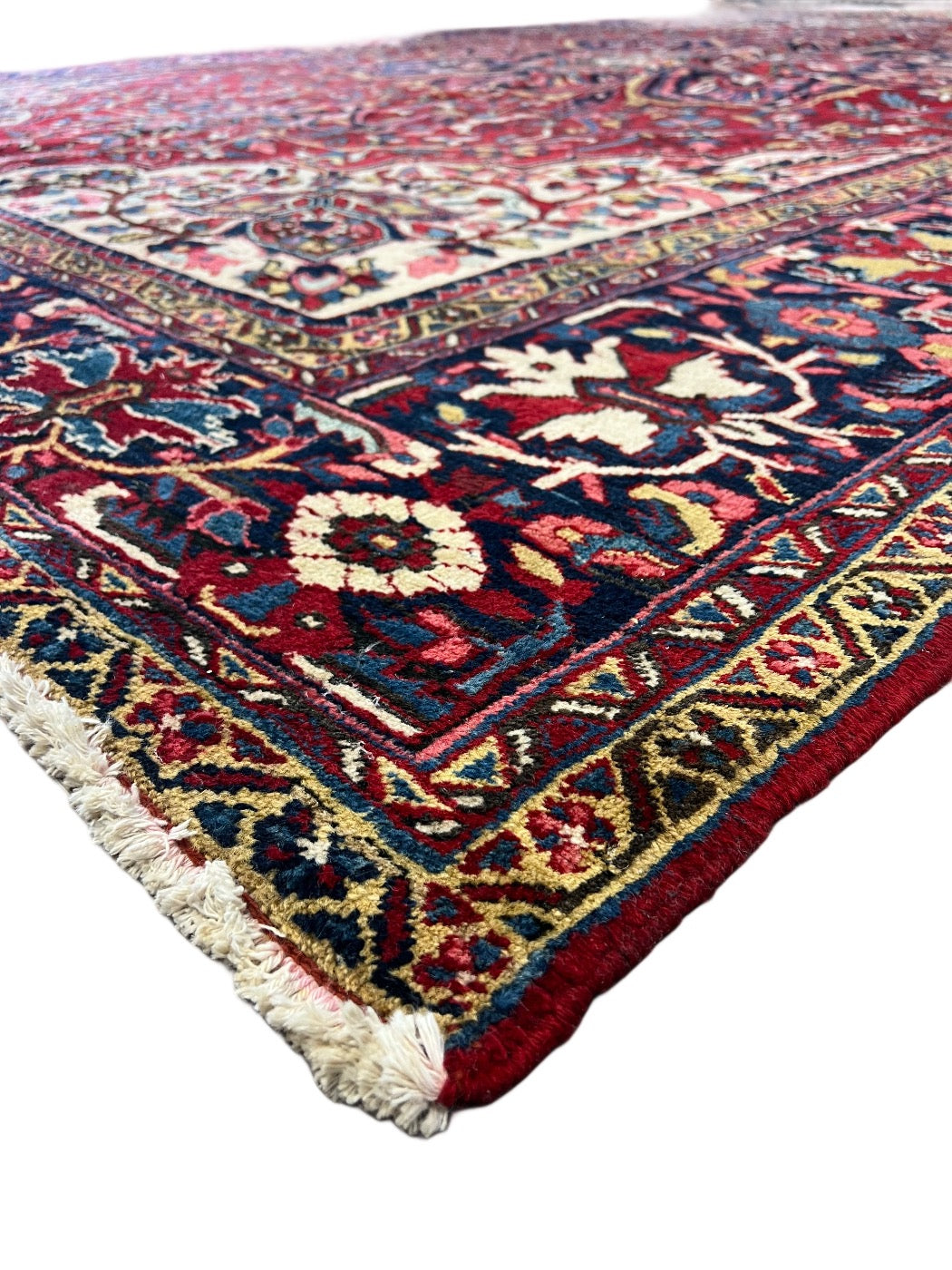 Grand Medallion Wool Rug – Ruby Red &amp; Navy Floral Design – 9’7” x 13’2”