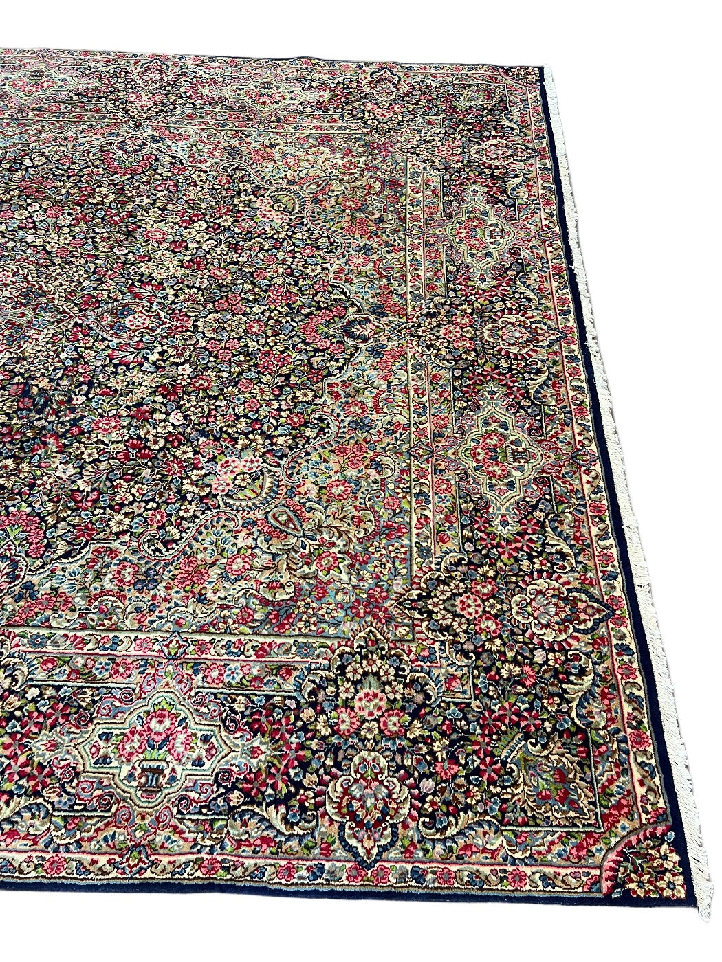 Floral Medallion Design Kerman Style Wool Rug – 9’9” x 12’10”