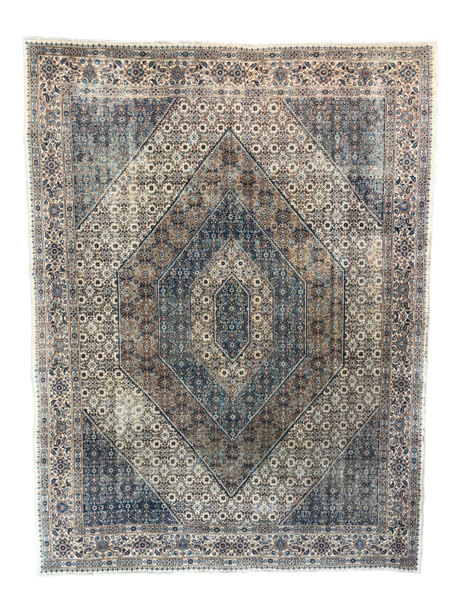 Navy & Ivory Antique Medallion Rug – 9’8” × 12’10”