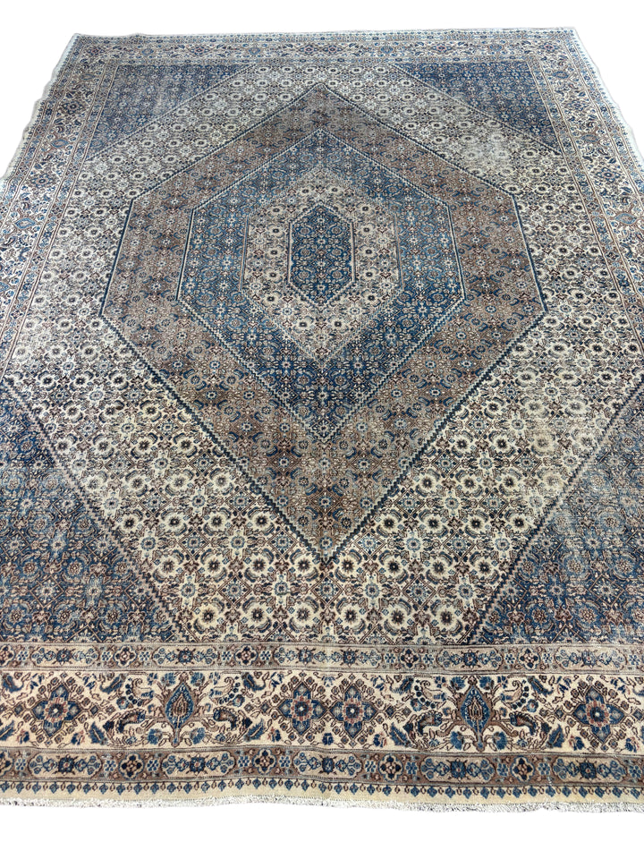 Navy &amp; Ivory Antique Medallion Rug – 9’8” × 12’10”