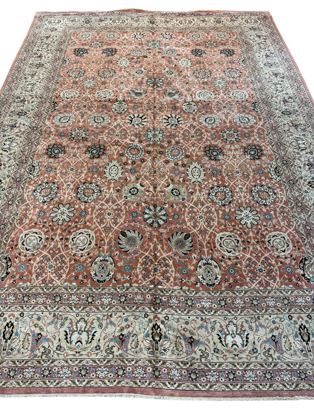 Rose &amp; Ivory Botanical Wool Rug – 9’11” × 13’11”