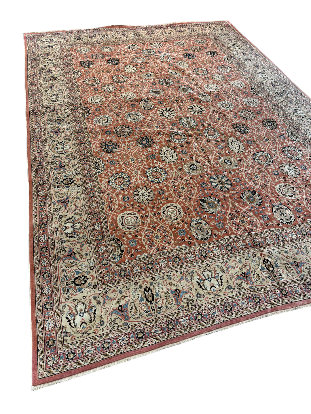 Rose &amp; Ivory Botanical Wool Rug – 9’11” × 13’11”