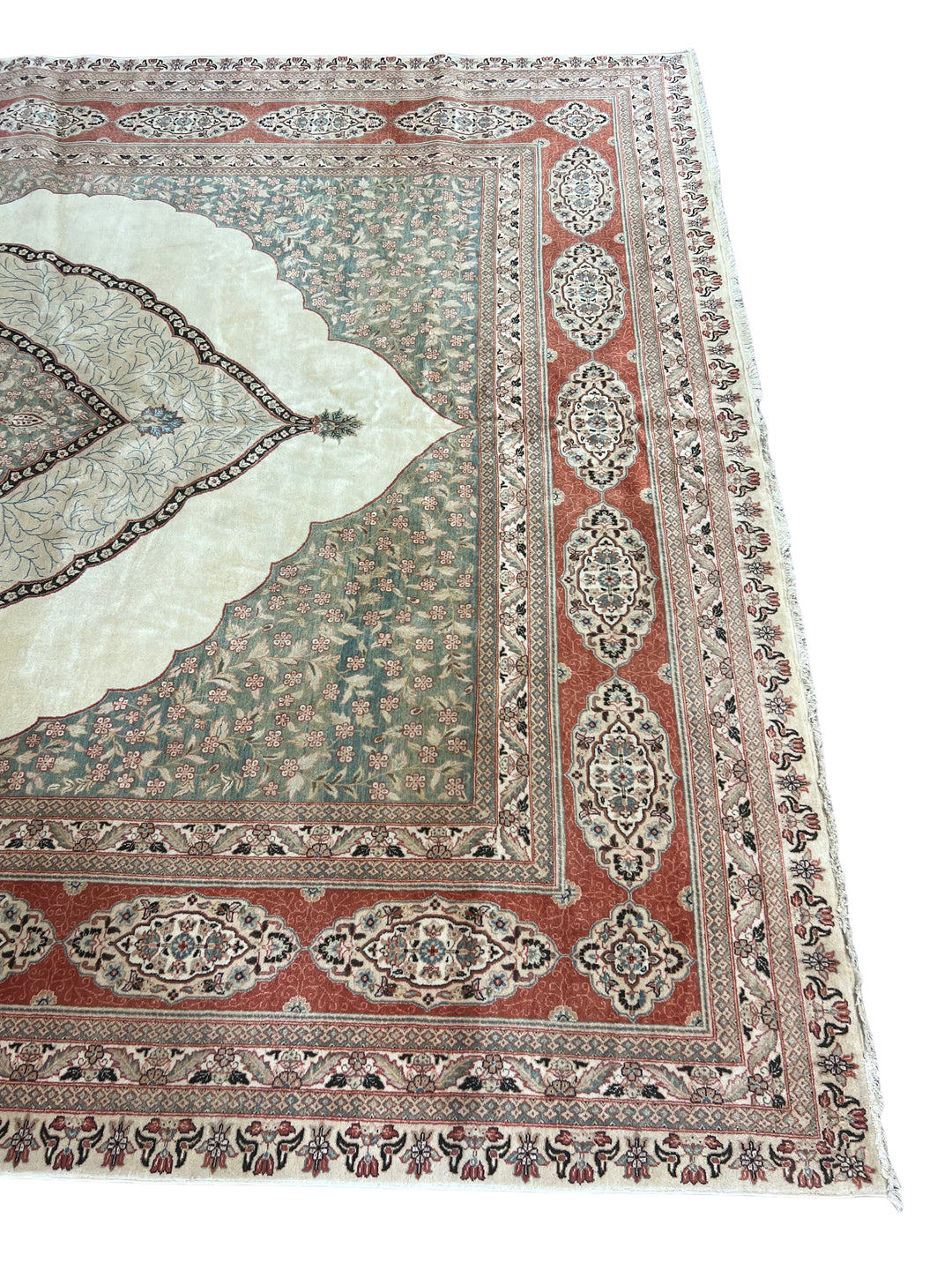 Sage &amp; Terracotta Medallion Wool Area Rug – 9’10” × 13’8”