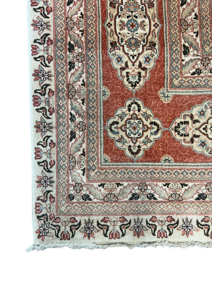 Sage &amp; Terracotta Medallion Wool Area Rug – 9’10” × 13’8”