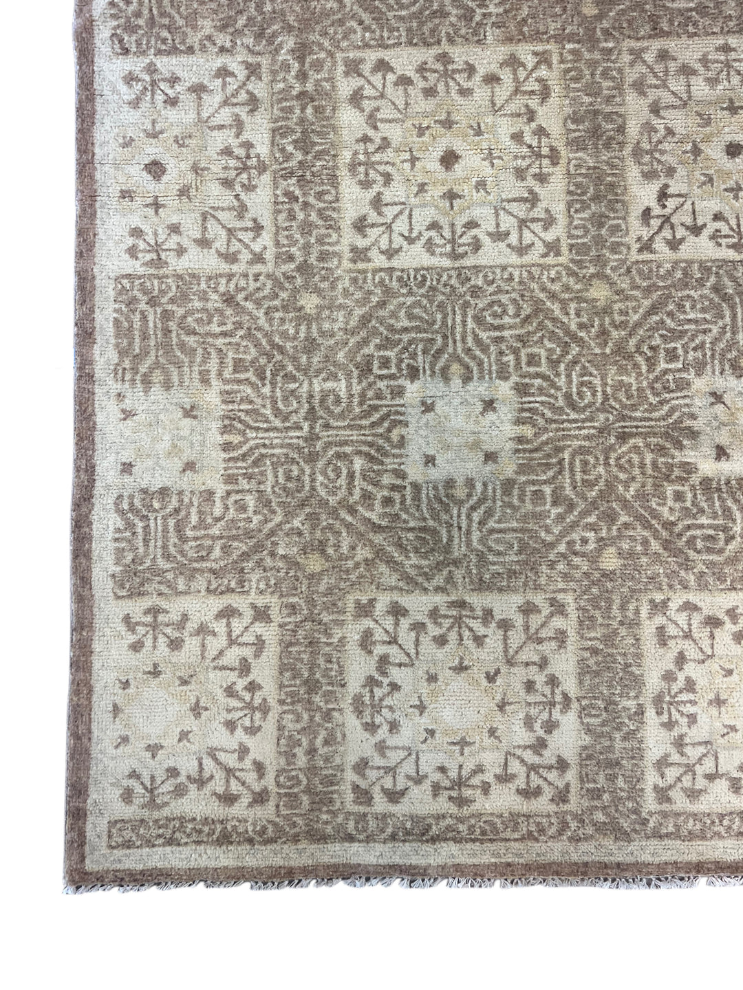 Taupe Geometric Pattern Wool Rug – 9’11” × 14’0”