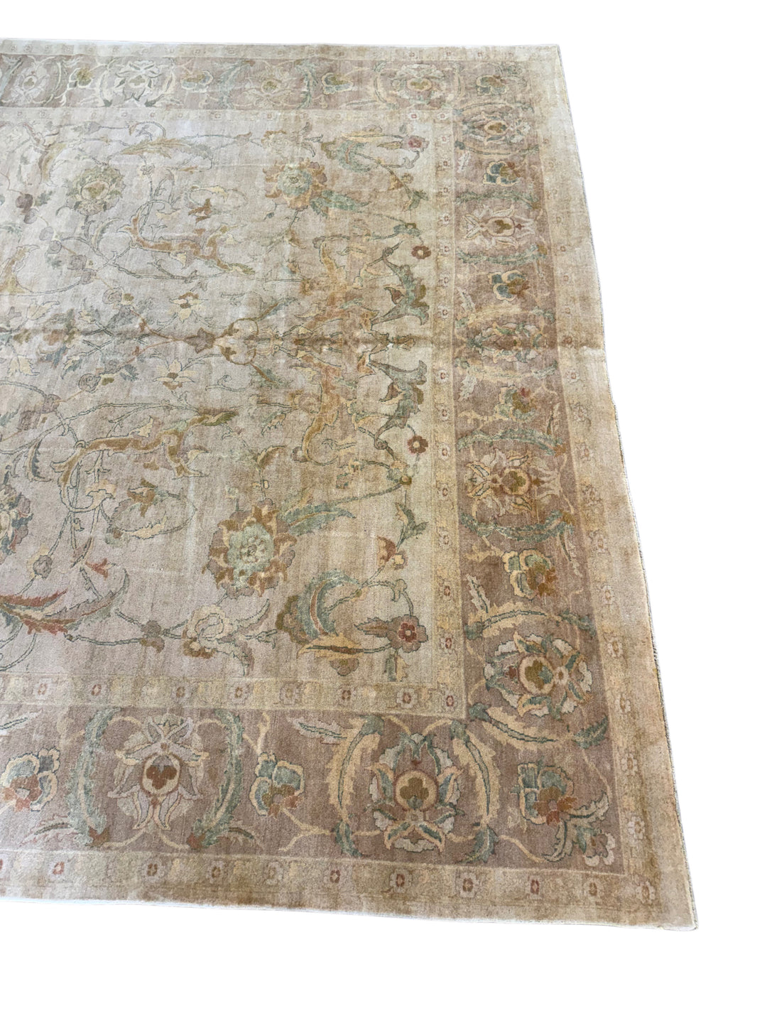 Muted Floral Vine Wool Rug – 9’9” × 13’7”