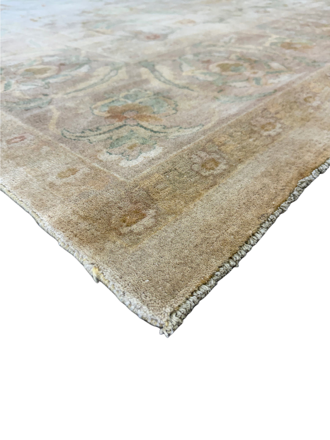 Muted Floral Vine Wool Rug – 9’9” × 13’7”