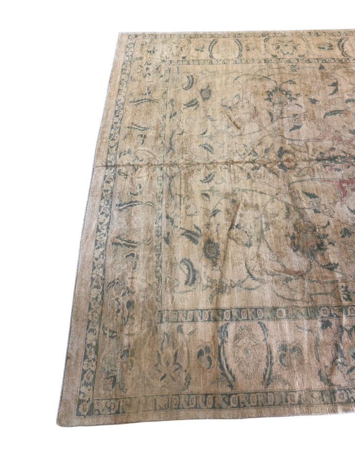 Taupe Botanical Wool Rug – 9’11” × 14’0”