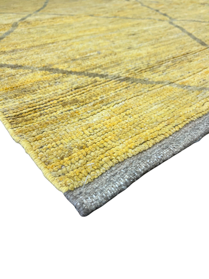 Golden Mustard Diamond Design – Modern Handwoven Wool Rug –  10’ × 14’