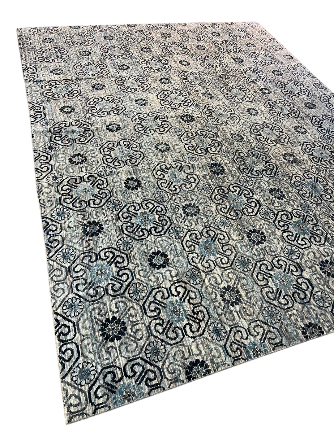 Handcrafted Contemporary Wool Area Rug – Geometric Medallion Design - 10.4’ x 13.7’