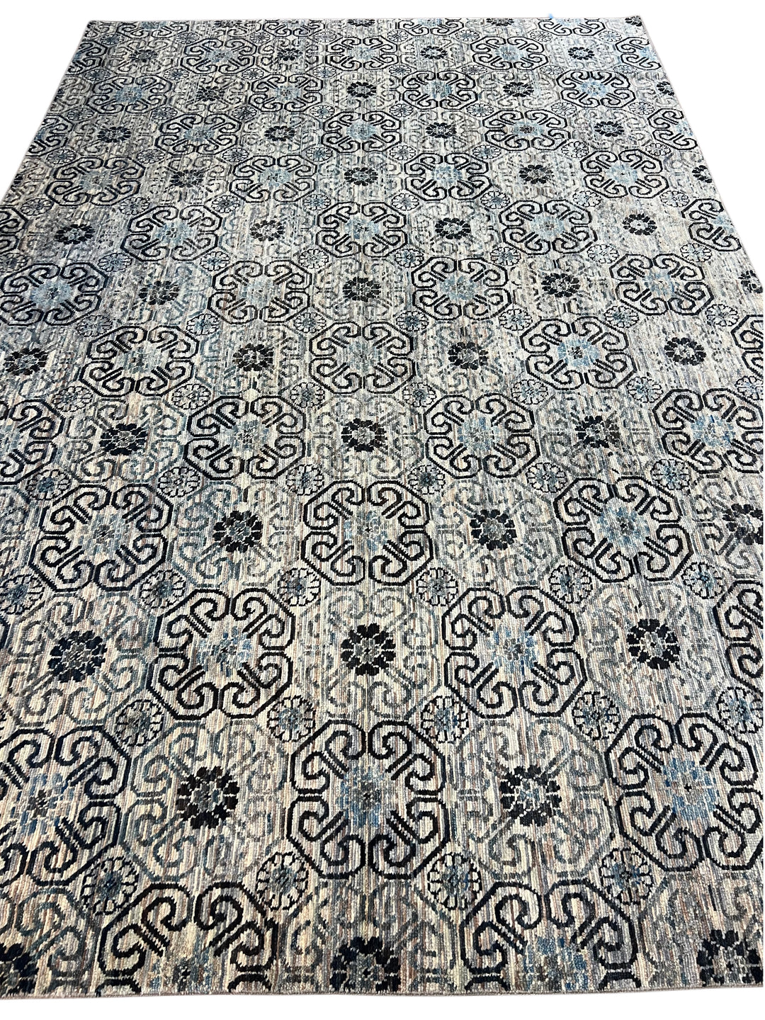 Handcrafted Contemporary Wool Area Rug – Geometric Medallion Design - 9.1’ x 13.9’