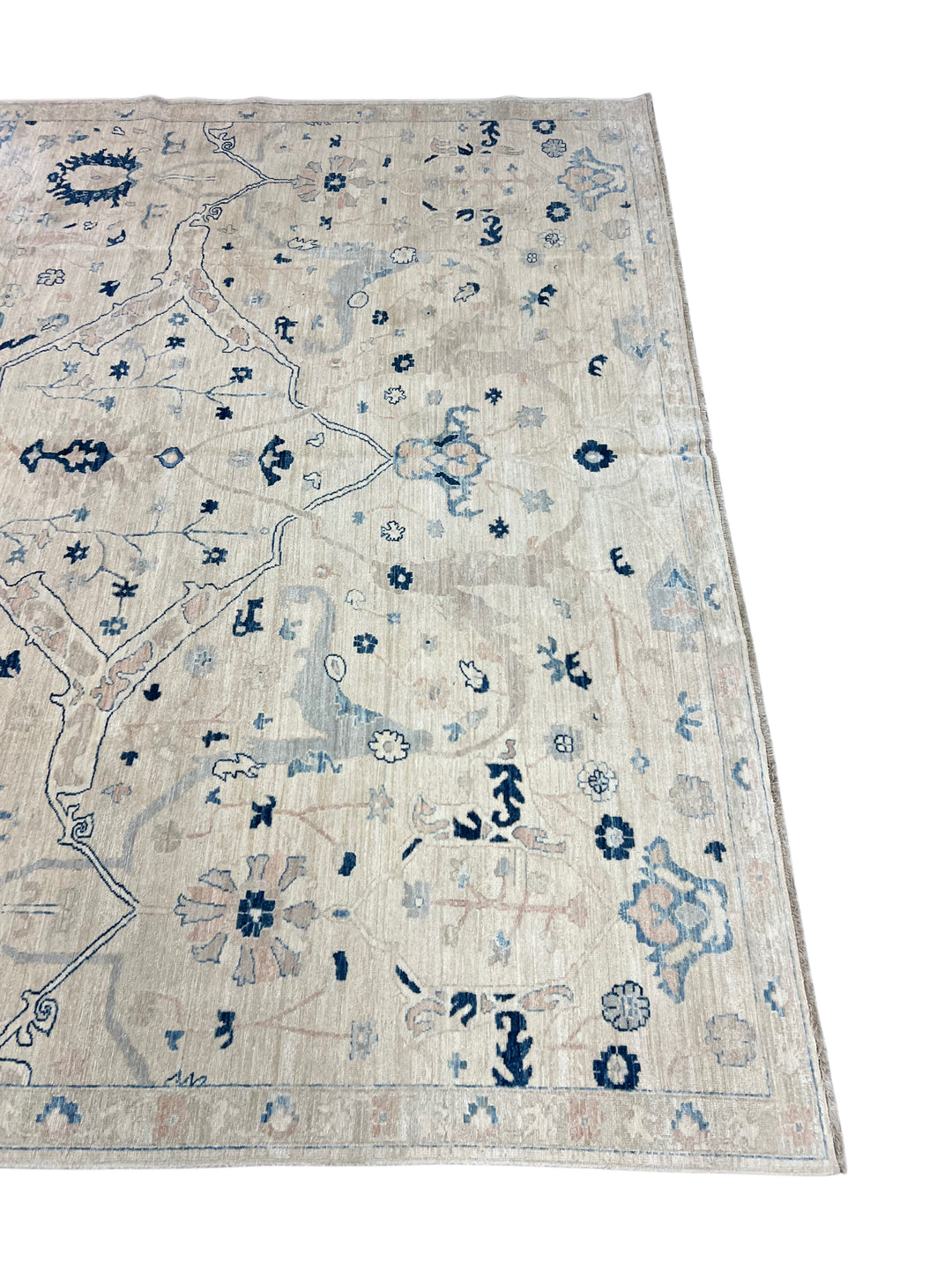 Ivory, Sky Blue &amp; Soft Blush Classic Floral Design - Handcrafted Wool Area Rug – 9.10’ x 13.5’