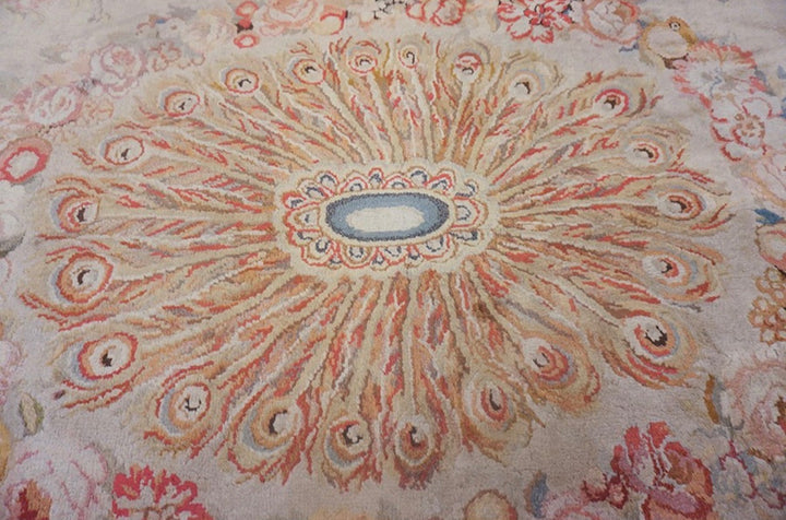 Antique French Savonnerie Rug Circa 1890 – Handwoven Wool Masterpiece – Soft Beige &amp; Blush Floral Design - 14.10 x 20.0