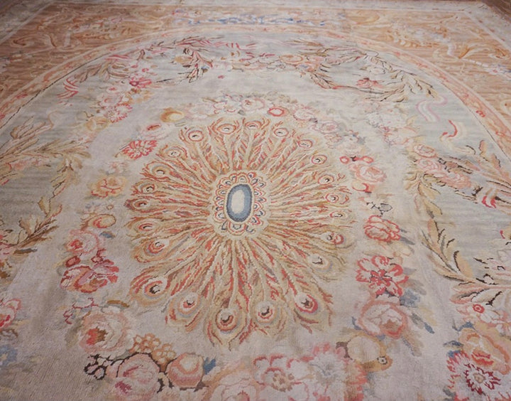 Antique French Savonnerie Rug Circa 1890 – Handwoven Wool Masterpiece – Soft Beige &amp; Blush Floral Design - 14.10 x 20.0