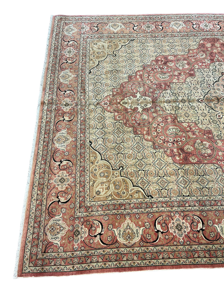 Pink &amp; Ivory Hand-Knotted  Rug | Floral Medallion Wool Rug | 9.1 x 11.11