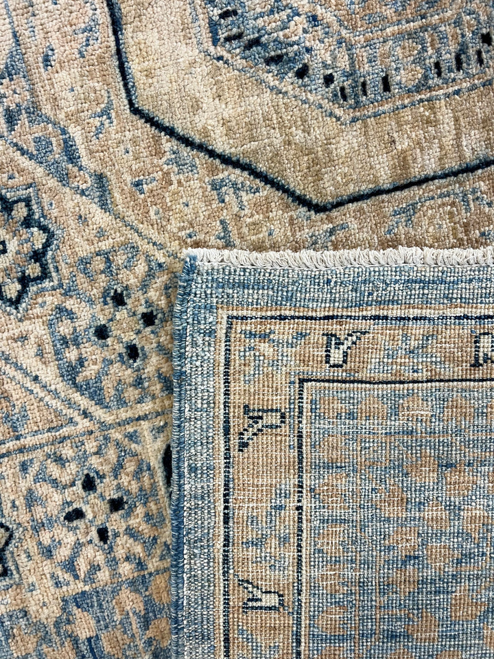 Hand-Knotted Mamluk Wool Rug | Light Blue, Ivory &amp; Beige Traditional Design | 7.11 x 9.10
