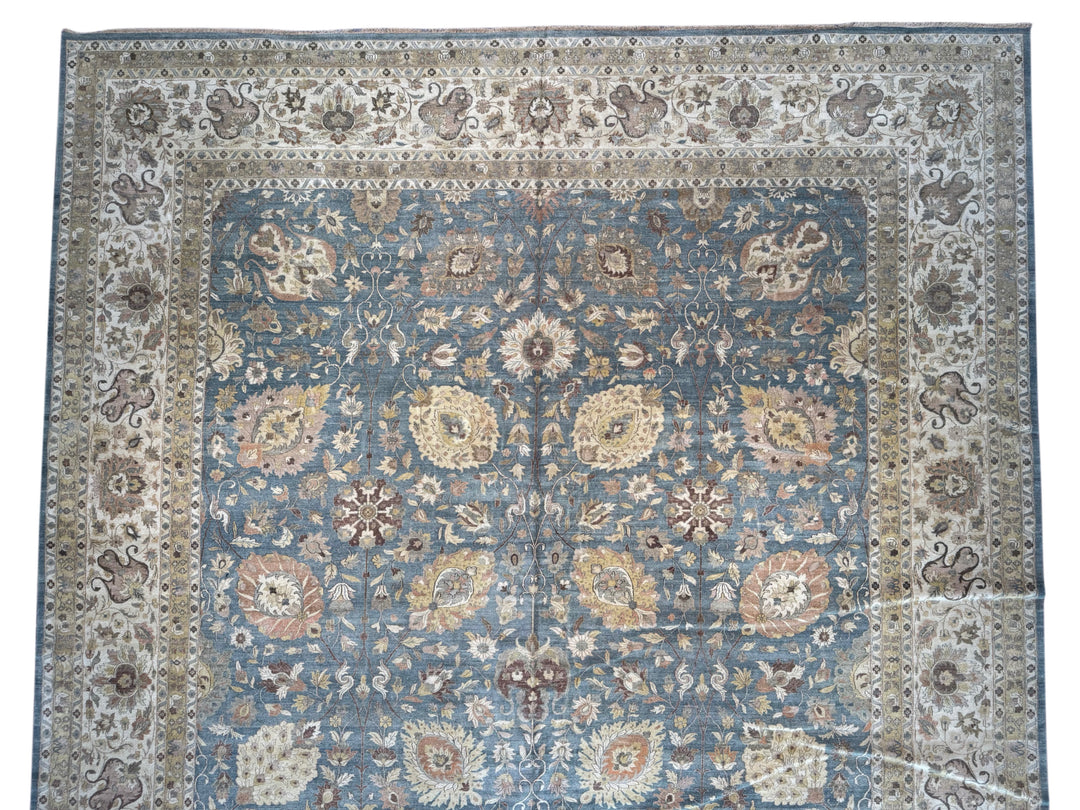 Oversized Handmade Traditional Wool Rug – Blue, Ivory &amp; Taupe | 14’10” × 19’6”