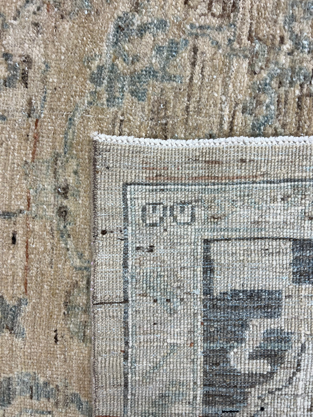Square Handmade Transitional Wool Rug – Ivory, Charcoal &amp; Soft Blue | 7’6” × 8’5”
