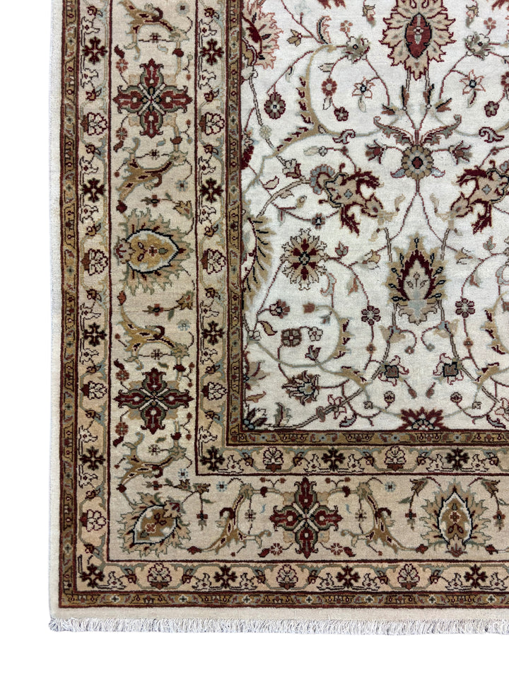 Handmade Traditional Wool Rug – Ivory, Burgundy &amp; Gold | 5’7” × 8’4”