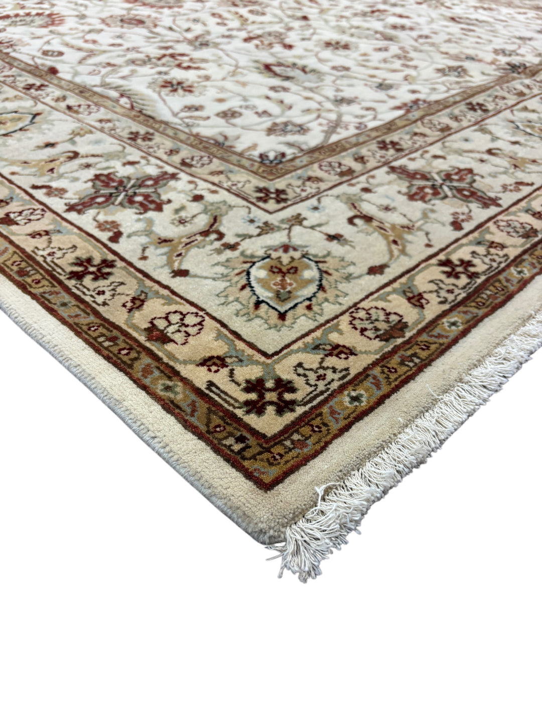 Handmade Traditional Wool Rug – Ivory, Burgundy &amp; Gold | 5’7” × 8’4”