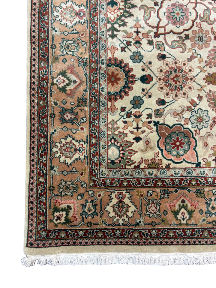 Ivory, Camel &amp; Burgundy - Handmade Traditional Wool Rug –  5’0” × 6’10”