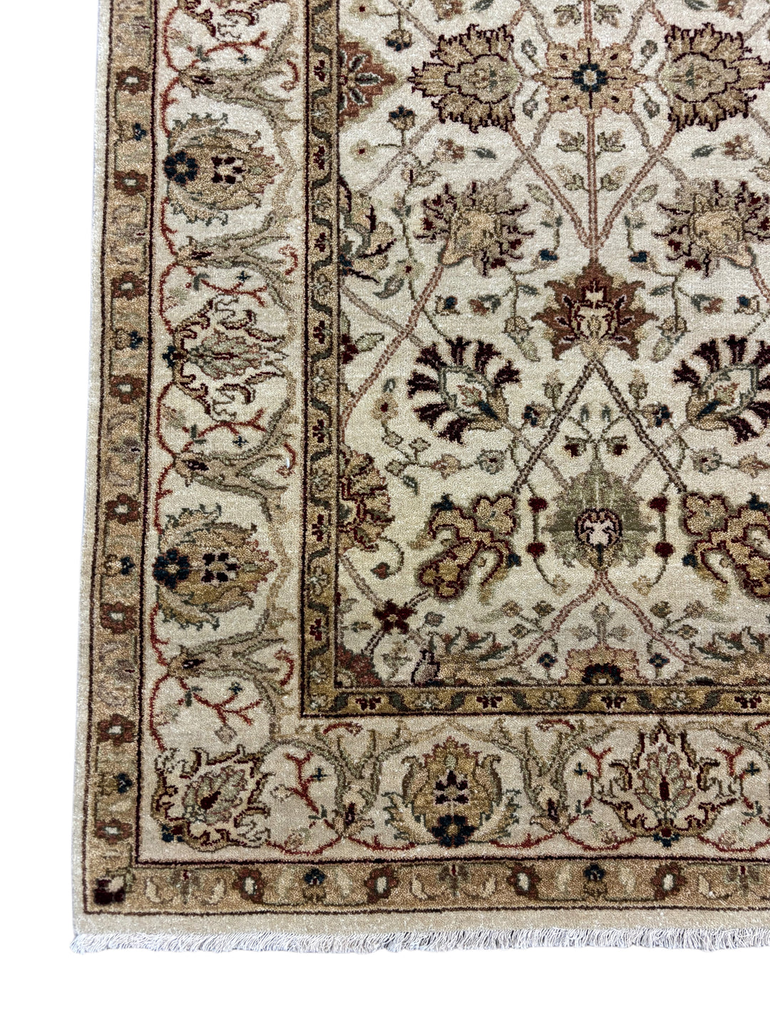 Hand-Knotted Wool Rug – Ivory &amp; Beige Traditional Floral Design – 5.6’ x 8.4’
