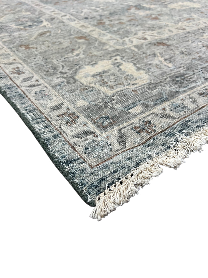 Blue &amp; Gray Vintage Floral Design – Hand-Knotted Wool Rug – 8.0’ x 11.0’