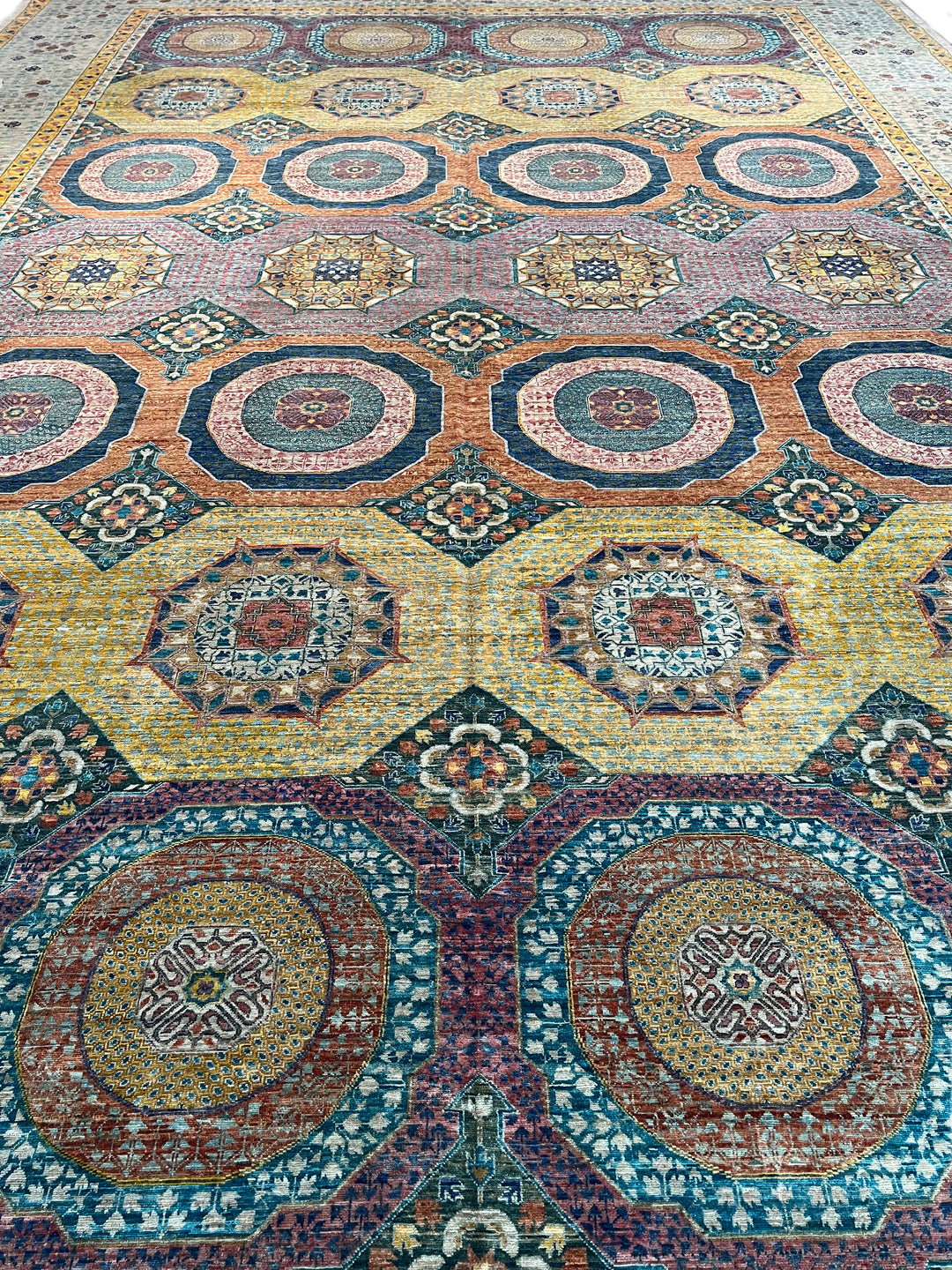 Multicolor Geometric Medallion Design – Hand-Knotted Mamluk Wool Rug – 13.3’ x 19.2’