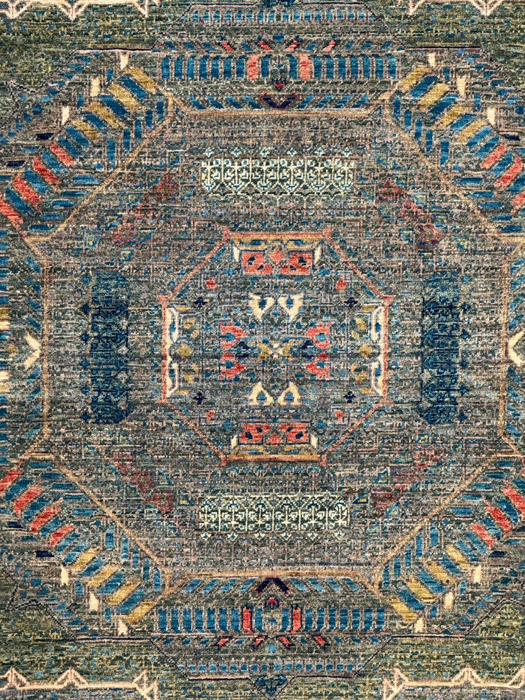 Blue &amp; Green Geometric Medallion Design – Hand-Knotted Mamluk Wool Rug – 6.7’ x 9.6’