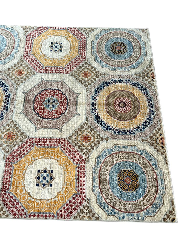 Ivory, Blue &amp; Gold Geometric Medallion Design – Hand-Knotted Mamluk Wool Rug –  4.11’ x 6.7’