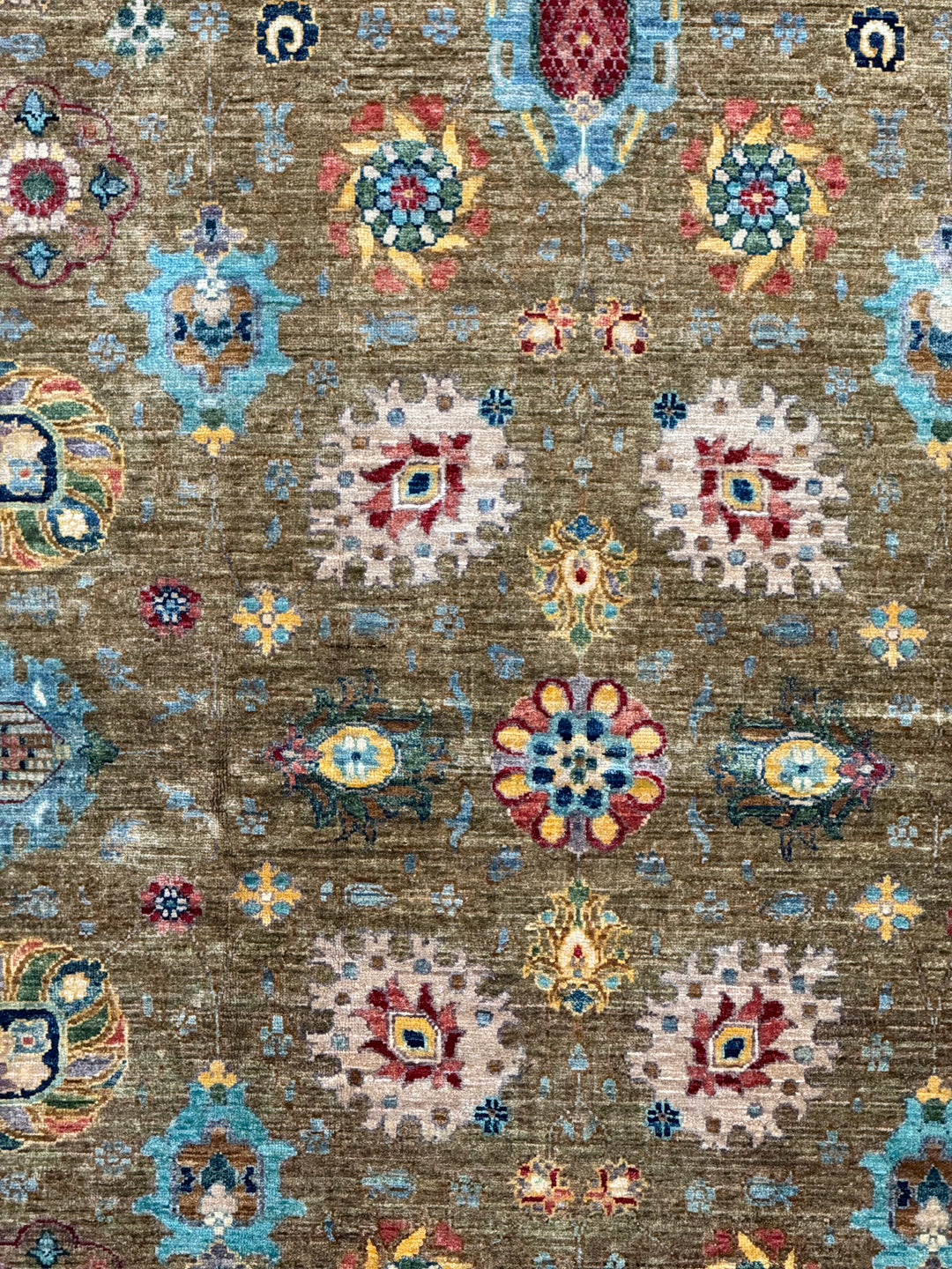 Olive Green &amp; Turquoise Floral Wool Rug – 5.7’ x 8.1’