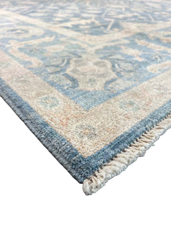 Soft Blue &amp; Ivory Floral Wool Rug – 8.1’ x 10.0’