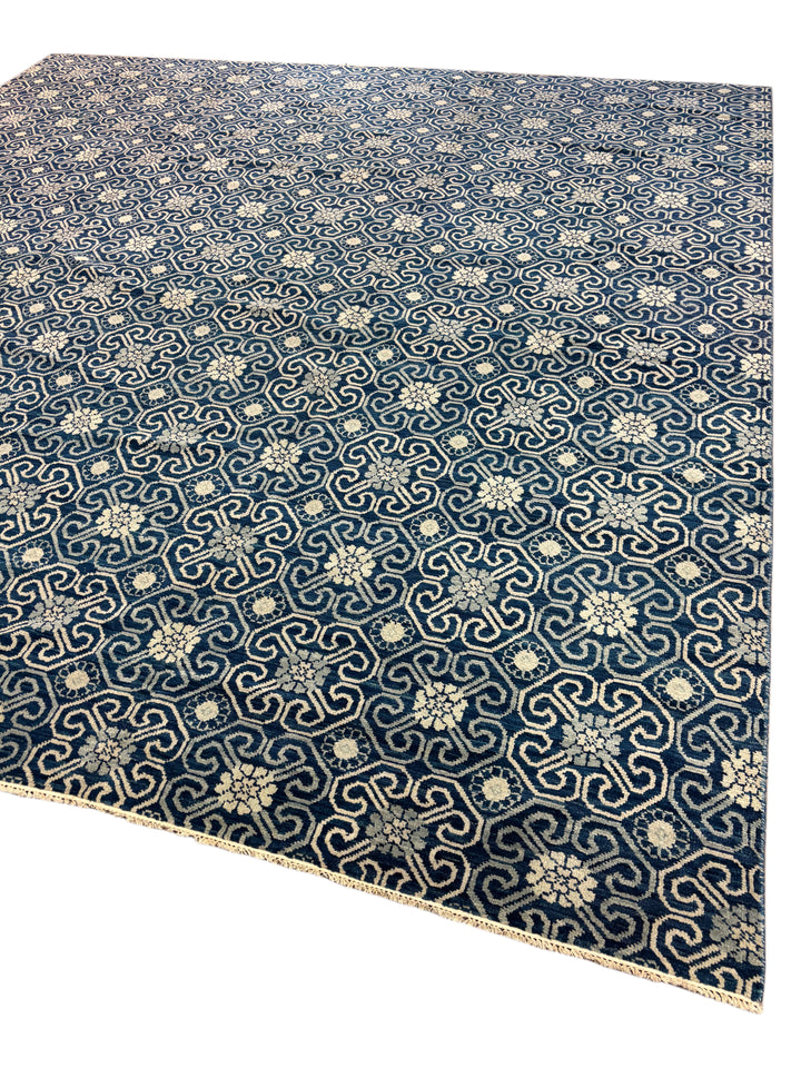 Navy Blue &amp; Ivory Geometric Oversized Square Rug – 14.1’ x 14.5’