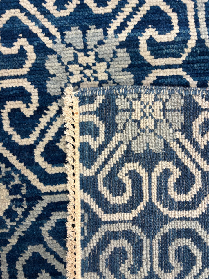 Navy Blue &amp; Ivory Geometric Oversized Square Rug – 14.1’ x 14.5’