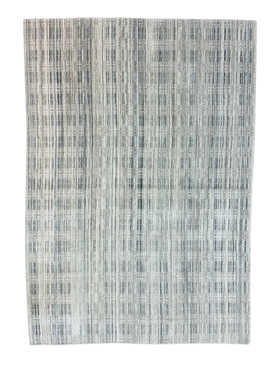 Gray, Ivory & Charcoal Abstract Plaid Rug – 7’ x 10’