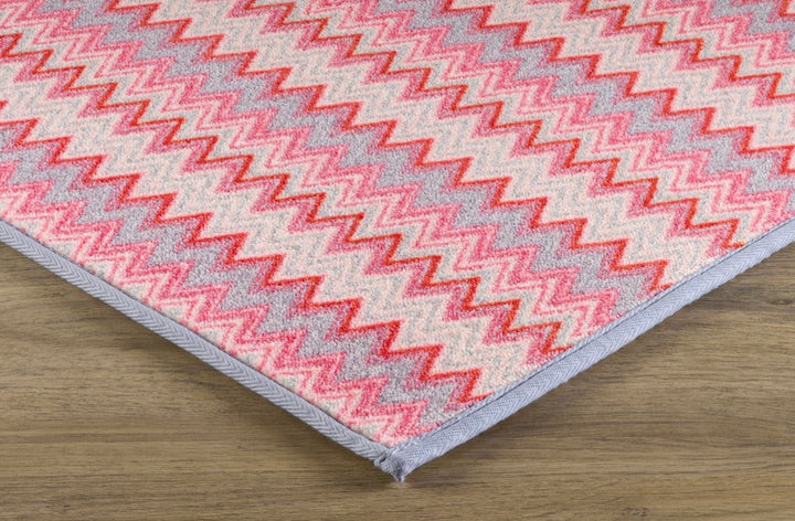 Maren - Nylon Carpet – Chevron Pattern
