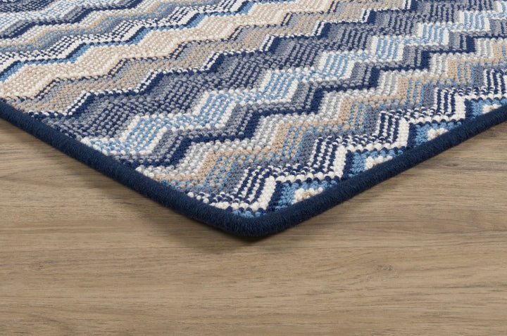 Selene - Wool Carpet – Chevron Pattern