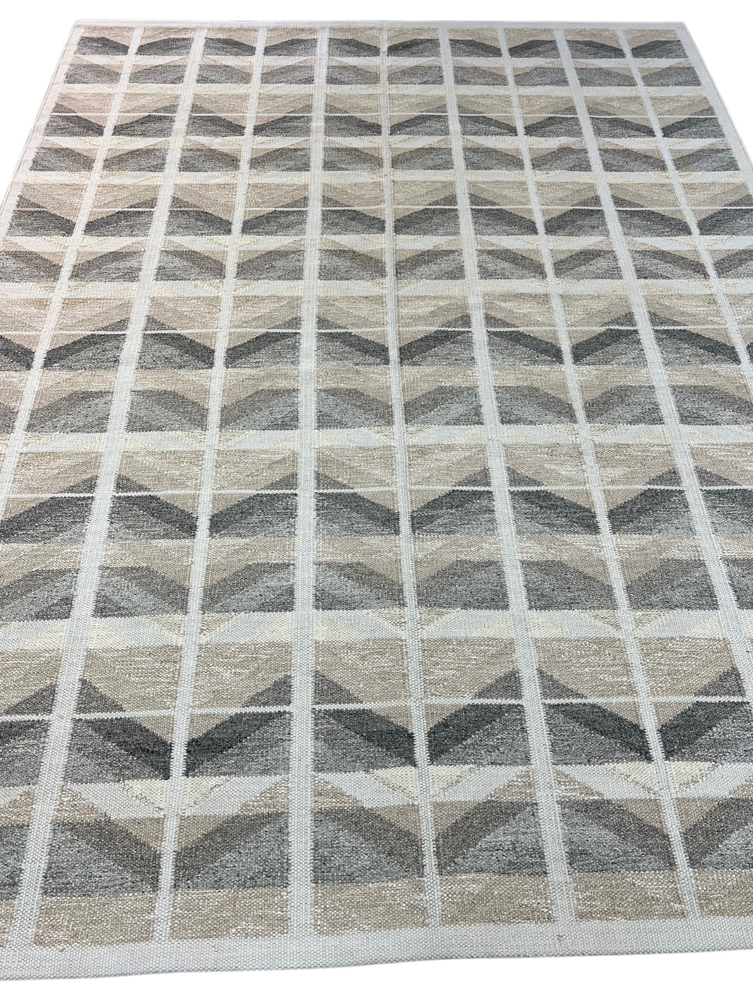Charcoal Gray, Taupe &amp; Ivory Geometric Flatweave Wool Area Rug – 9’0” x 12’0”