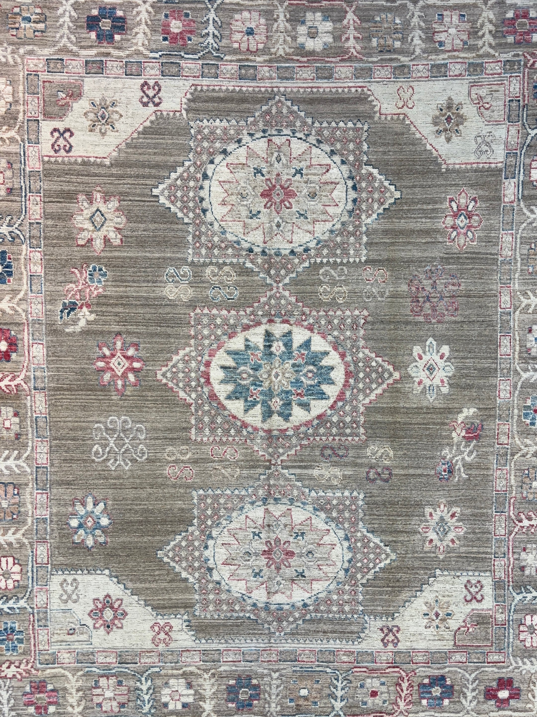 Taupe, Ivory &amp; Blue Geometric Medallion Rug – 12’3” x 15’2”