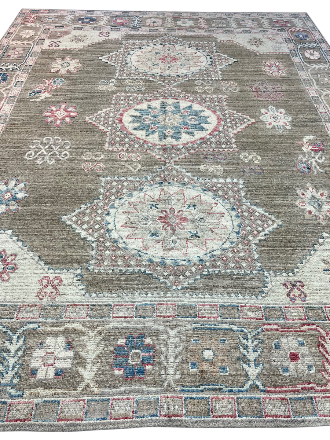 Taupe, Ivory &amp; Blue Geometric Medallion Rug – 12’3” x 15’2”