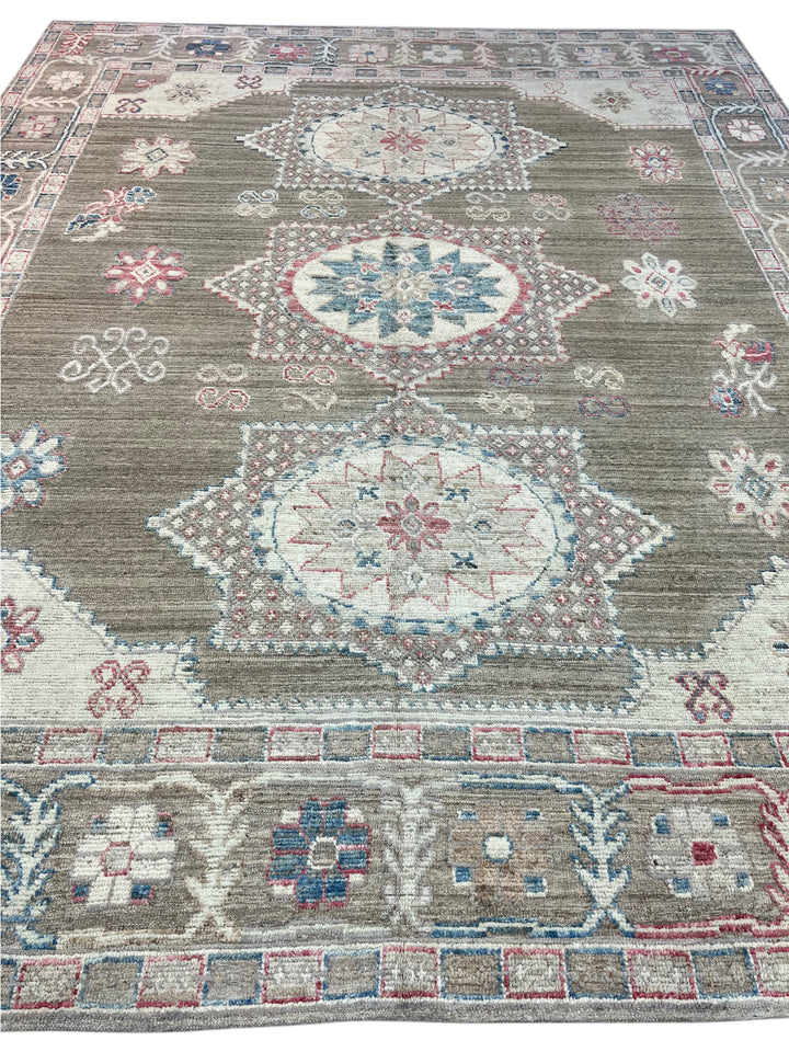 Taupe, Ivory &amp; Blue Geometric Medallion Rug – 12’3” x 15’2”