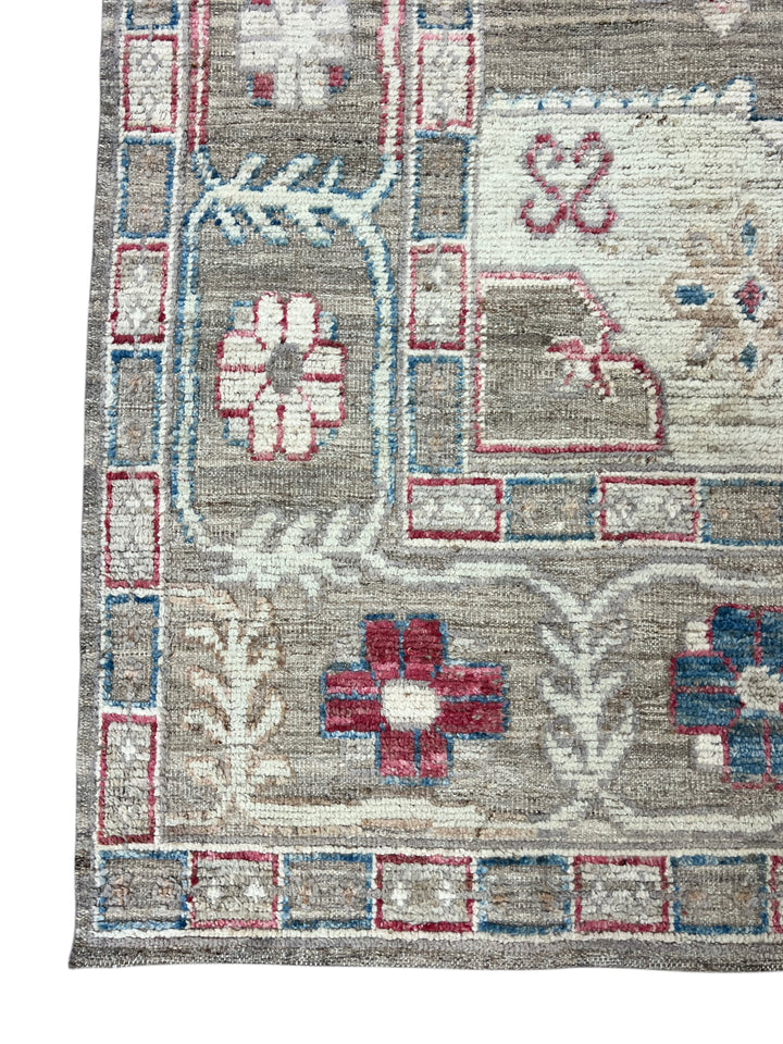 Taupe, Ivory &amp; Blue Geometric Medallion Rug – 12’3” x 15’2”