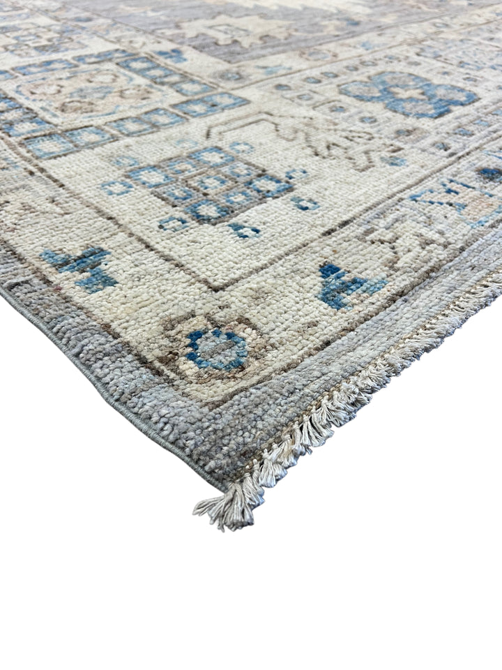 Grey, Ivory &amp; Blue Distressed Floral Rug – 12’7” x 15’0”