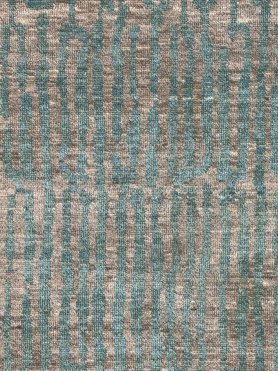 Muted Green &amp; Taupe Brown Abstract Linear Rug – 8’0” x 9’11”