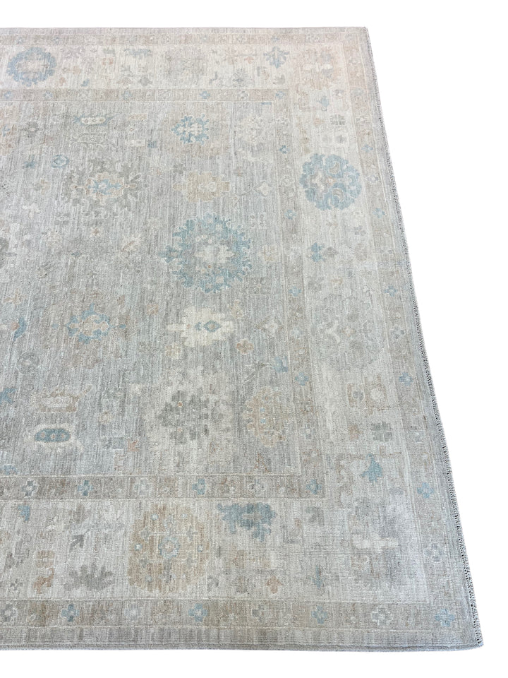 Soft Gray, Ivory &amp; Blue Oushak Style Rug – 8’0” x 9’10”