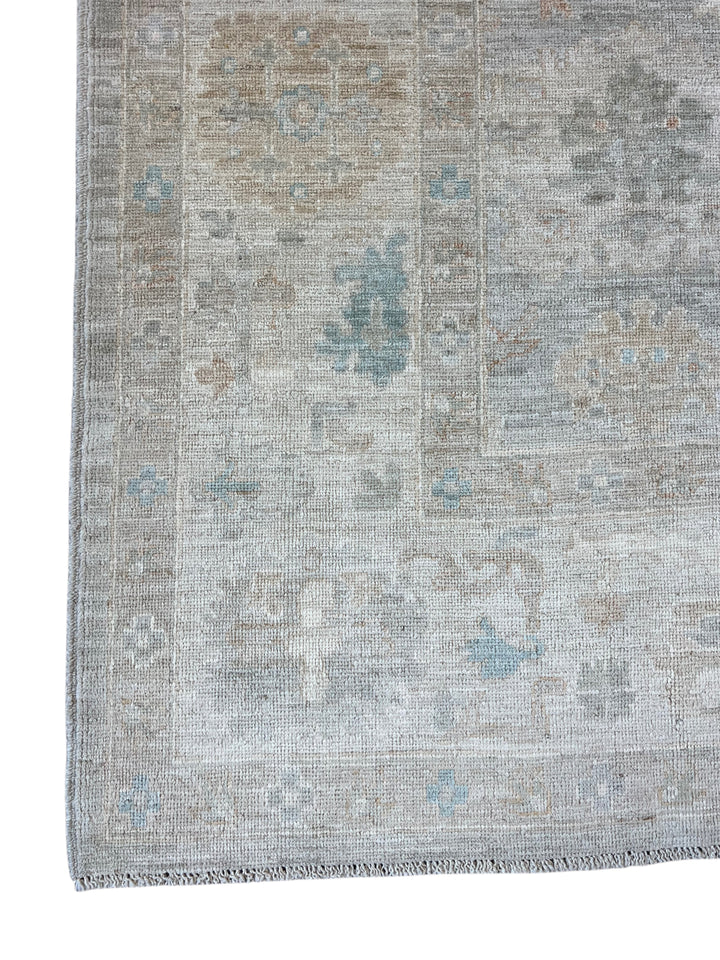 Soft Gray, Ivory &amp; Blue Oushak Style Rug – 8’0” x 9’10”