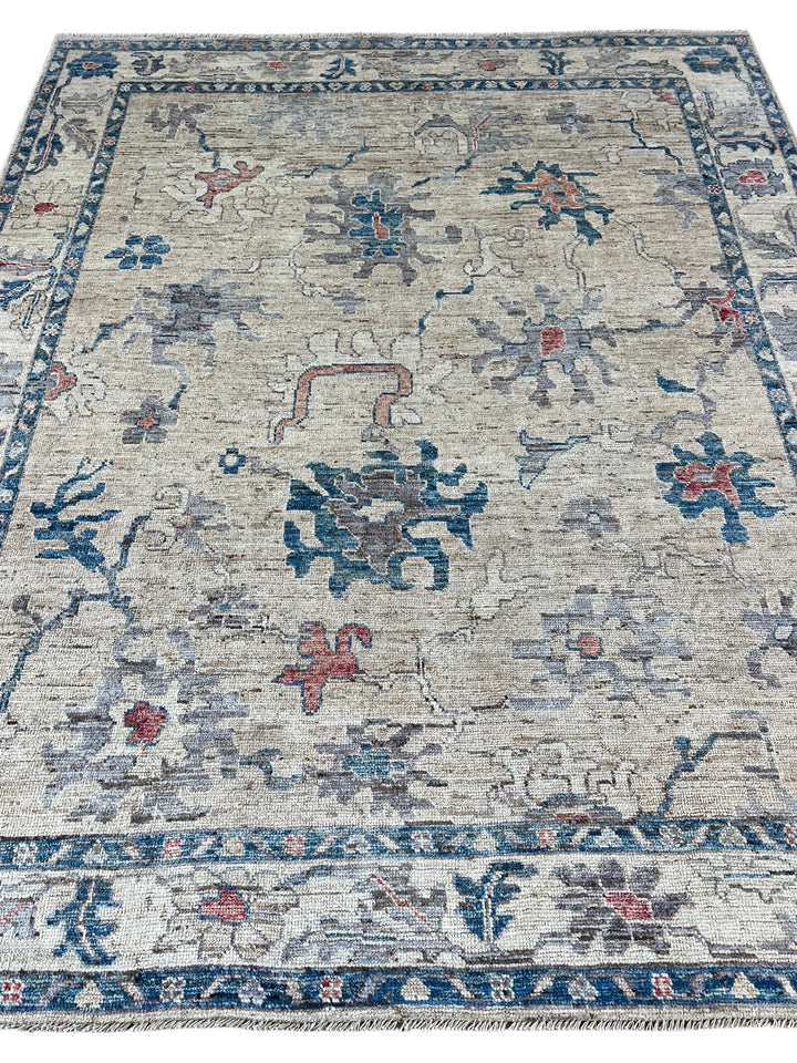 Ivory &amp; Blue Oushak Style Rug with Muted Red Accents – 8’1” x 9’10”