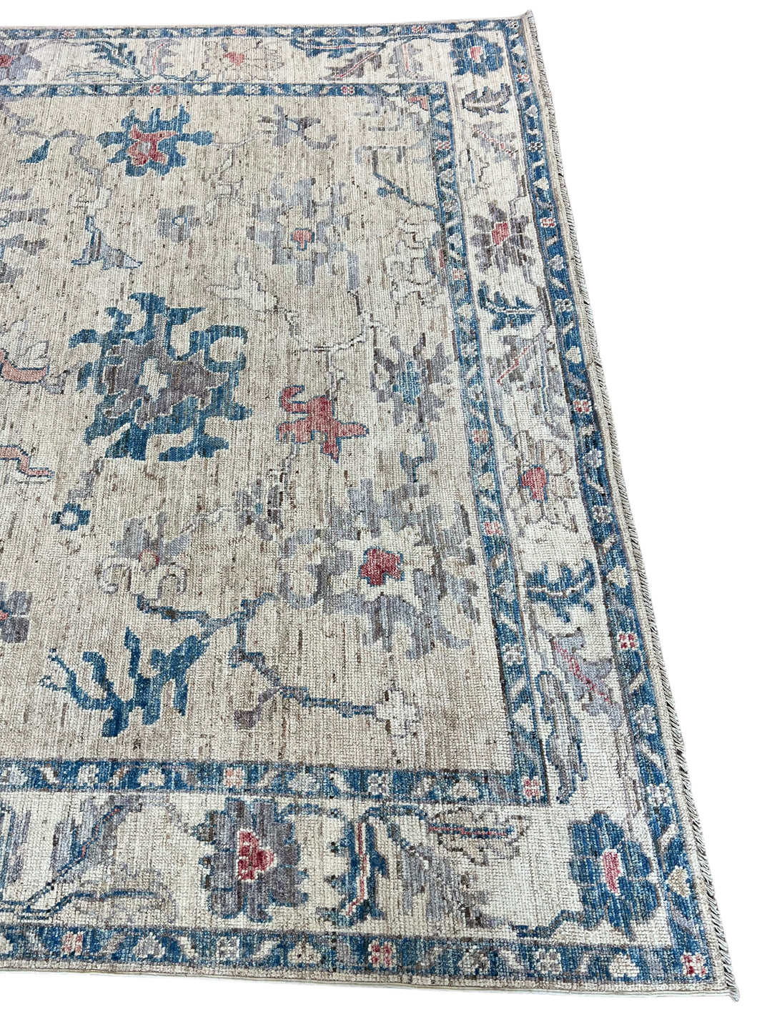 Ivory &amp; Blue Oushak Style Rug with Muted Red Accents – 8’1” x 9’10”